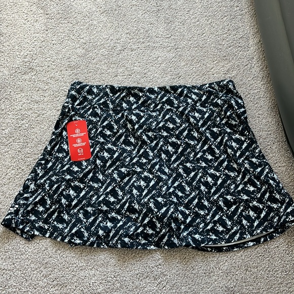 NWT BCG Tennis skirt with built in shorts - Picture 4 of 7